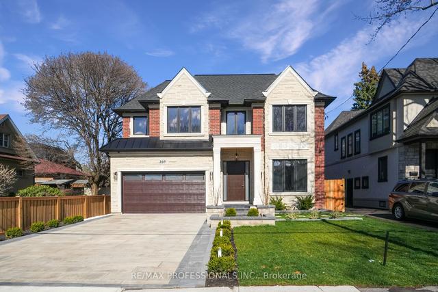 203 Shaver Ave, House detached with 5 bedrooms, 6 bathrooms and 6 parking in Toronto ON | Image 1