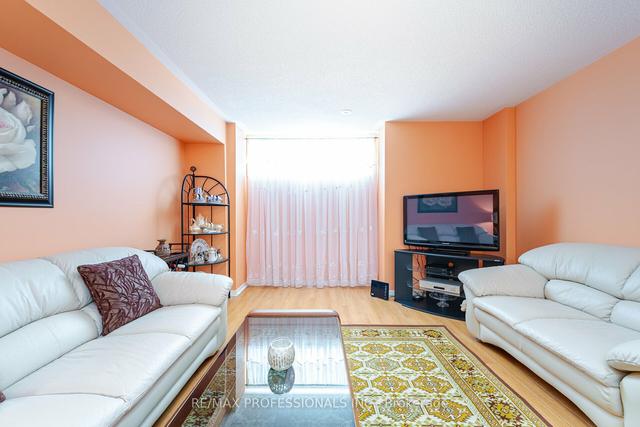 4 - 3985 Eglinton Ave W, Townhouse with 2 bedrooms, 2 bathrooms and 1 parking in Mississauga ON | Image 13