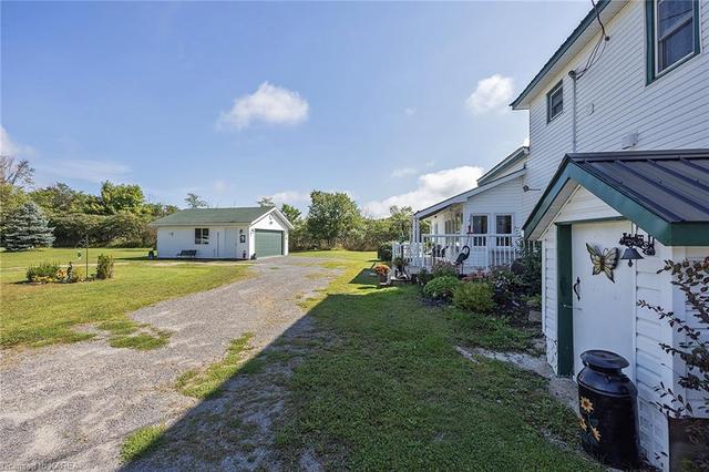 302 Burridge Road, House detached with 3 bedrooms, 2 bathrooms and 7 parking in South Frontenac ON | Image 38