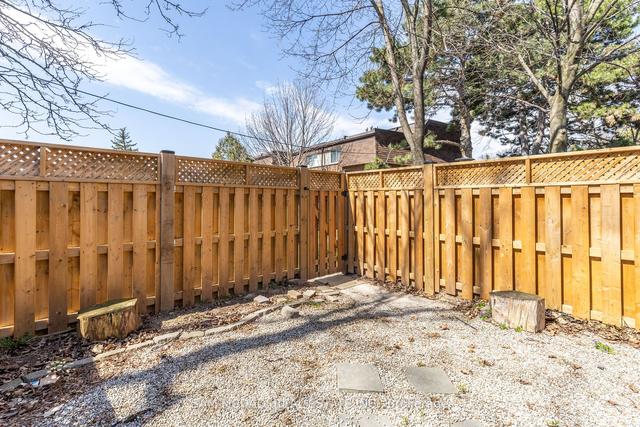 25 - 235 Bronte St S, Townhouse with 3 bedrooms, 2 bathrooms and 2 parking in Milton ON | Image 13