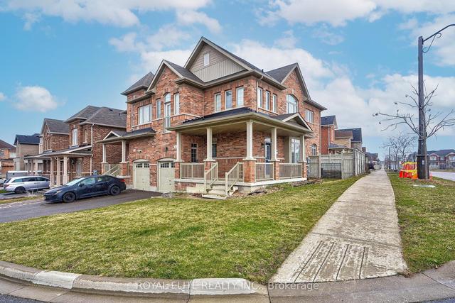 12 Henry Bauer Ave, House semidetached with 4 bedrooms, 3 bathrooms and 2 parking in Markham ON | Image 1