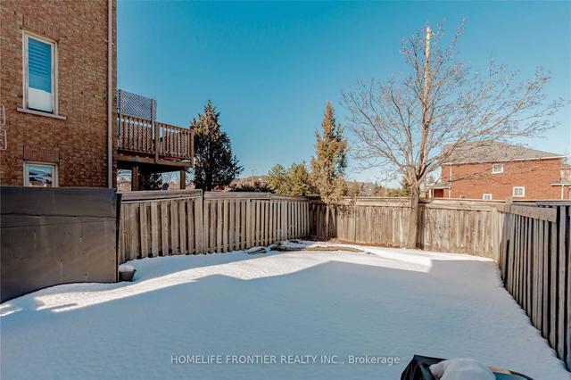 9 - 20 Larissa Crt, Townhouse with 3 bedrooms, 4 bathrooms and 2 parking in Vaughan ON | Image 20