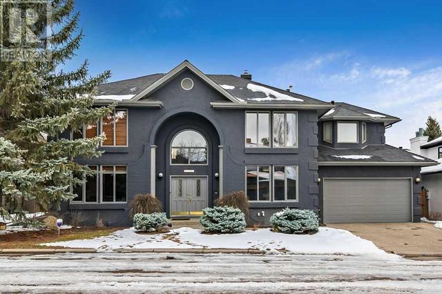 12940 Candle Crescent Sw, House detached with 4 bedrooms, 4 bathrooms and 6 parking in Calgary AB | Image 1