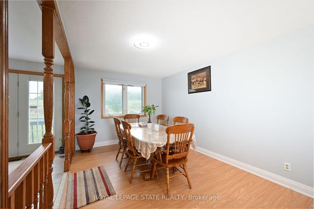 515 Brock Rd, House detached with 3 bedrooms, 2 bathrooms and 8 parking in Hamilton ON | Image 3