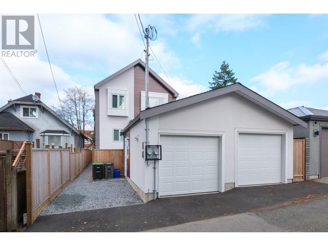 3172 W 26th Avenue, House detached with 5 bedrooms, 4 bathrooms and 2 parking in Vancouver BC | Image 30