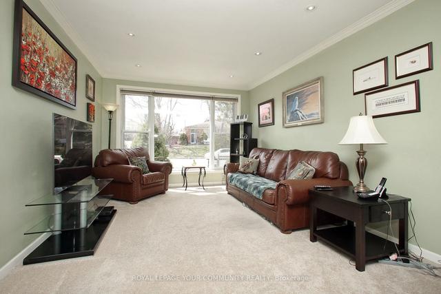 269 Browndale Cres, House semidetached with 3 bedrooms, 2 bathrooms and 4 parking in Richmond Hill ON | Image 24