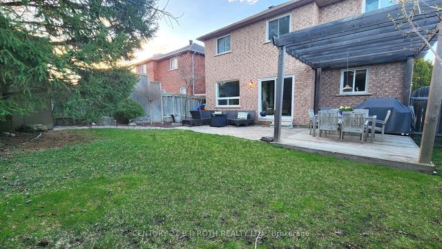 11 Bluewater Tr, House detached with 3 bedrooms, 4 bathrooms and 4 parking in Barrie ON | Image 23