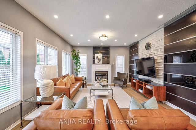 43 Delray Dr, House detached with 4 bedrooms, 4 bathrooms and 4 parking in Markham ON | Image 8