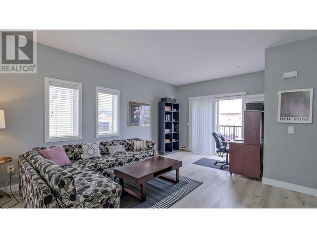 201 - 150 Mallach Road, House attached with 3 bedrooms, 2 bathrooms and 2 parking in Kelowna BC | Image 20