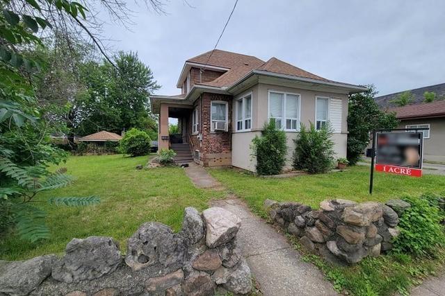 222 Niagara Street, House detached with 11 bedrooms, 6 bathrooms and 10 parking in St. Catharines ON | Image 4