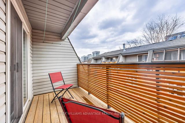 9 Old Primrose Lane, House attached with 3 bedrooms, 3 bathrooms and 1 parking in Toronto ON | Image 9