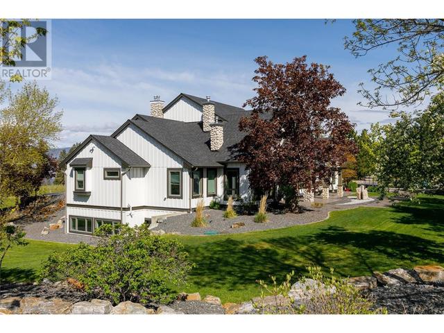 2375 Grantham Road, House detached with 4 bedrooms, 3 bathrooms and 13 parking in Kelowna BC | Image 6