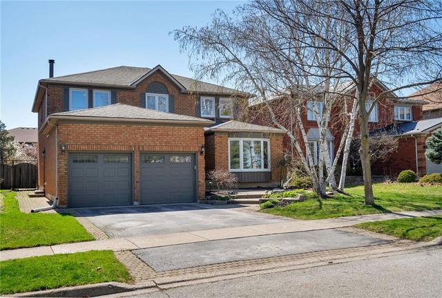 2112 Lumberman Lane, House detached with 4 bedrooms, 2 bathrooms and 2 parking in Oakville ON | Image 3