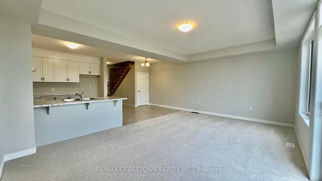 59 Lloyd Davies Way, House attached with 3 bedrooms, 3 bathrooms and 3 parking in Hamilton ON | Image 5