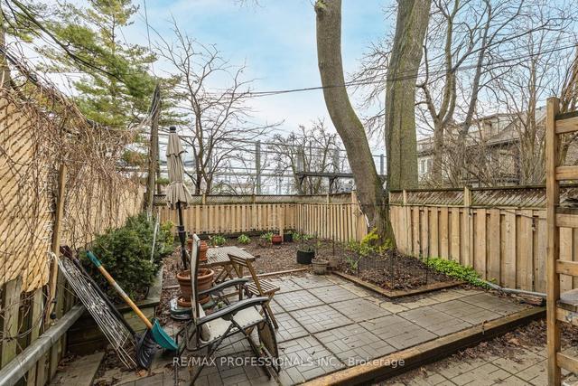 179 Marion St, House semidetached with 4 bedrooms, 4 bathrooms and 2 parking in Toronto ON | Image 18