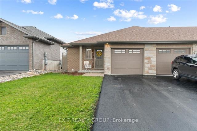 47 Liberty Cres, House attached with 2 bedrooms, 2 bathrooms and 3 parking in Quinte West ON | Image 12