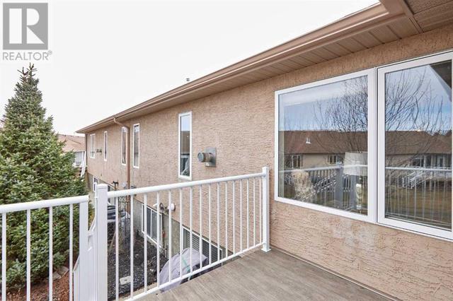 81 Sandstone Place Se, House semidetached with 3 bedrooms, 3 bathrooms and 4 parking in Medicine Hat AB | Image 19