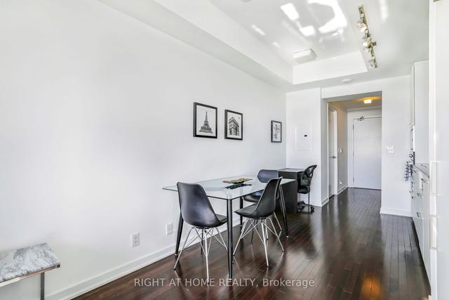 6407 - 14 York St, Condo with 1 bedrooms, 1 bathrooms and 0 parking in Toronto ON | Image 6