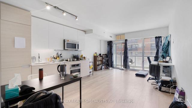 605 - 210 Simcoe St, Condo with 1 bedrooms, 1 bathrooms and 0 parking in Toronto ON | Image 8