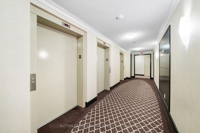 1208 - 30 North Park Rd, Condo with 2 bedrooms, 2 bathrooms and 1 parking in Vaughan ON | Image 29