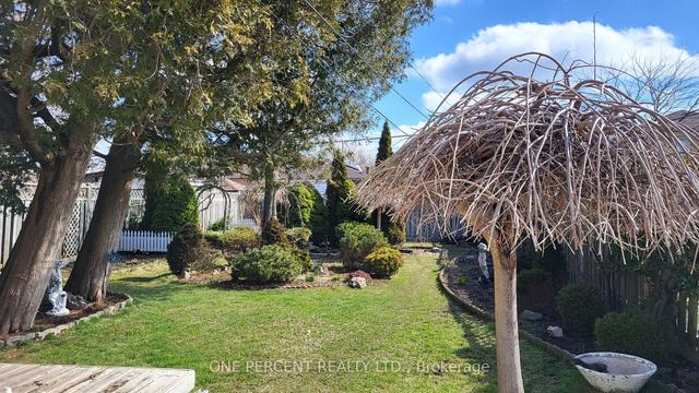 45 Commonwealth Ave, House detached with 3 bedrooms, 1 bathrooms and 4 parking in Toronto ON | Image 12