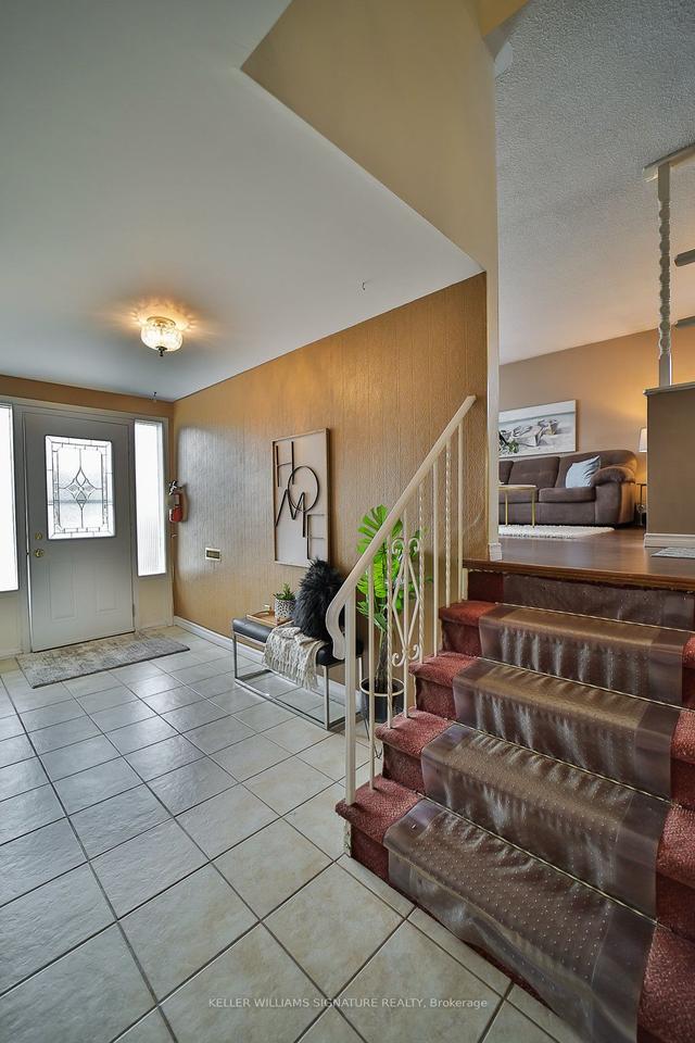 1152 Kathlene Crt, House detached with 4 bedrooms, 2 bathrooms and 5 parking in Cambridge ON | Image 27