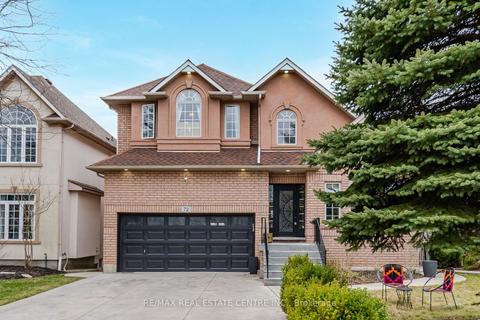 72 Southcreek Dr, House detached with 3 bedrooms, 4 bathrooms and 6 parking in Hamilton ON | Card Image