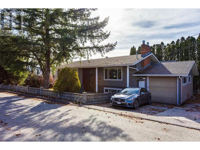 1210 Panorama Lane, House detached with 6 bedrooms, 3 bathrooms and 9 parking in Kelowna BC | Image 1
