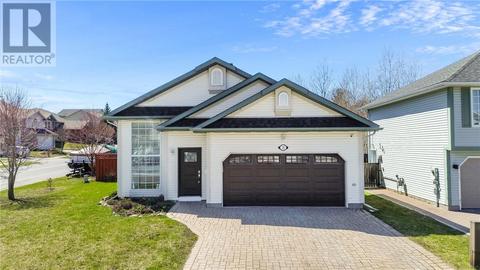 75 Mist Hollow Drive, Sudbury, ON, P3E6L2 | Card Image