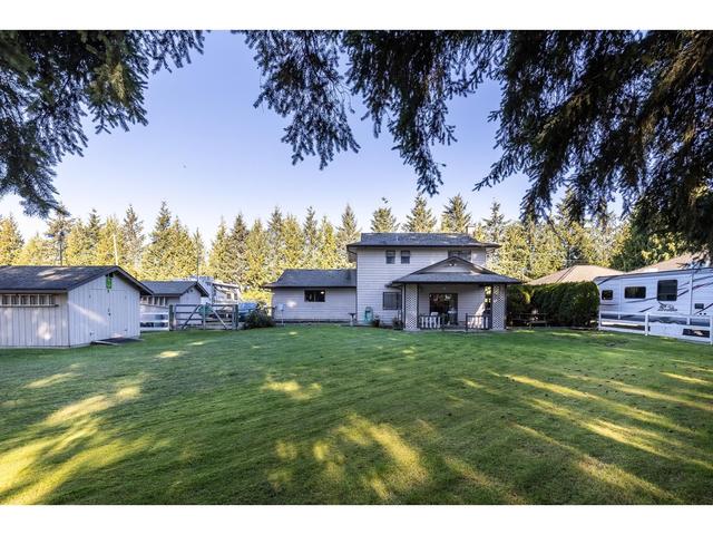 24496 58a Avenue, House detached with 3 bedrooms, 3 bathrooms and 10 parking in Langley BC | Image 32