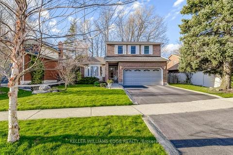 3173 Trailwood Dr, House detached with 3 bedrooms, 3 bathrooms and 4 parking in Burlington ON | Card Image