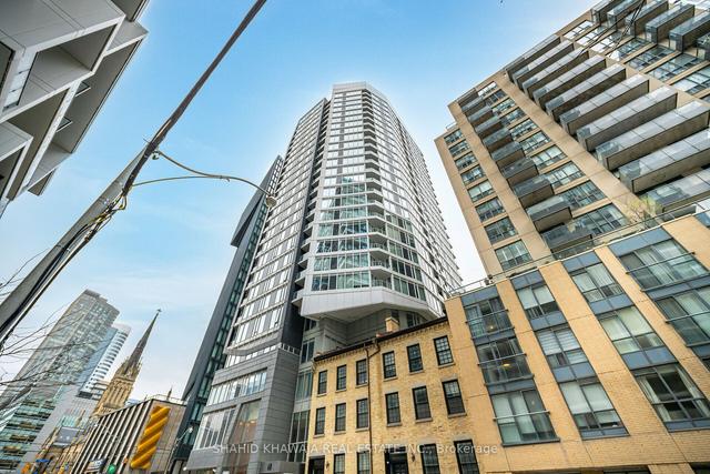 2005 - 68 Shuter St, Condo with 2 bedrooms, 2 bathrooms and 0 parking in Toronto ON | Image 12