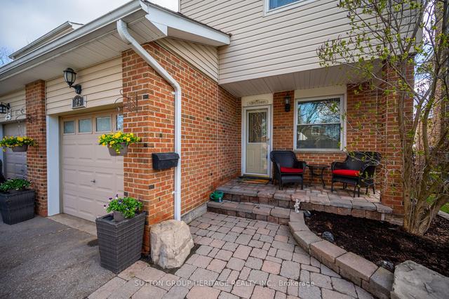 23 Goodfellow St, House semidetached with 3 bedrooms, 2 bathrooms and 3 parking in Whitby ON | Image 20