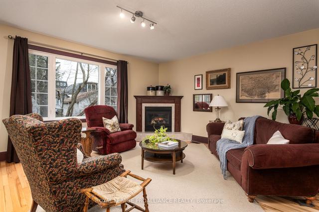 28 Toronto St, House detached with 4 bedrooms, 3 bathrooms and 5 parking in Kingston ON | Image 16