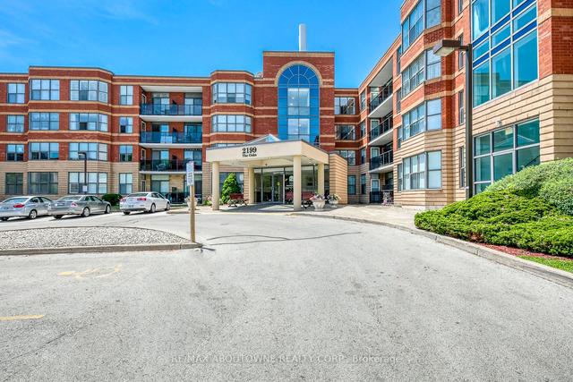 115 - 2199 Sixth Line, Condo with 2 bedrooms, 2 bathrooms and 1 parking in Oakville ON | Image 1
