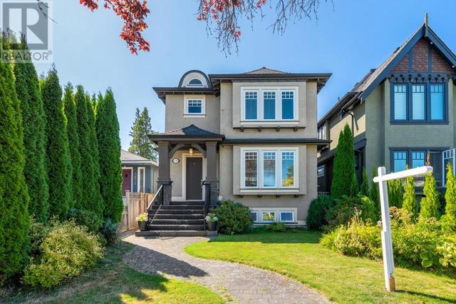 3088 W 19th Avenue, House detached with 4 bedrooms, 4 bathrooms and 2 parking in Vancouver BC | Image 1