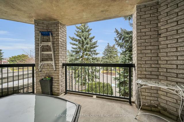 201 - 970 Golf Links Rd, Condo with 2 bedrooms, 2 bathrooms and 1 parking in Hamilton ON | Image 21
