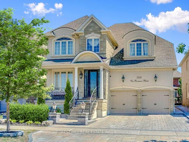 749 Via Romano Blvd, House detached with 4 bedrooms, 5 bathrooms and 6 parking in Vaughan ON | Image 1