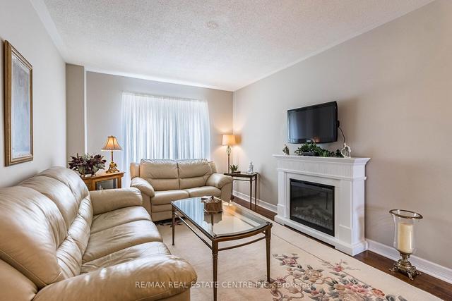 56 - 120 Railroad St, Townhouse with 3 bedrooms, 2 bathrooms and 2 parking in Brampton ON | Image 36