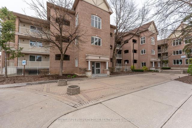 139 - 85 Bristol Rd, Townhouse with 2 bedrooms, 1 bathrooms and 1 parking in Mississauga ON | Image 1