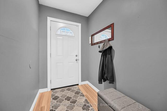 352 East 28th St, House detached with 2 bedrooms, 2 bathrooms and 5 parking in Hamilton ON | Image 23