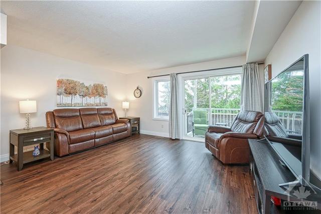 135 Keltie Private, House attached with 2 bedrooms, 2 bathrooms and 2 parking in Ottawa ON | Image 16
