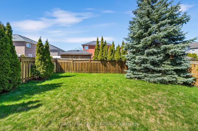 76 Deerwood Cres, House detached with 3 bedrooms, 3 bathrooms and 4 parking in Richmond Hill ON | Image 29