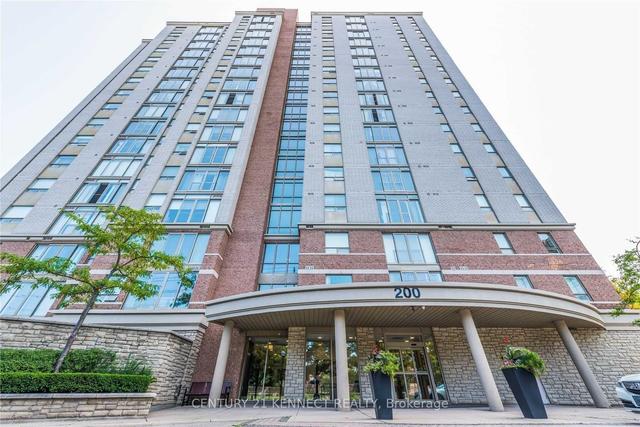 1203 - 200 Burnhamthorpe Rd E, Condo with 2 bedrooms, 2 bathrooms and 1 parking in Mississauga ON | Image 1