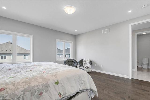 40 Macalister Boulevard, House detached with 4 bedrooms, 3 bathrooms and 4 parking in Guelph ON | Image 17