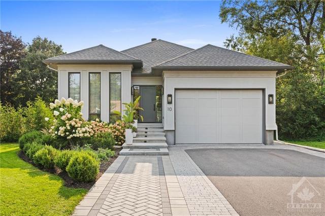 10 Leaver Avenue, House detached with 4 bedrooms, 5 bathrooms and 8 parking in Ottawa ON | Image 1