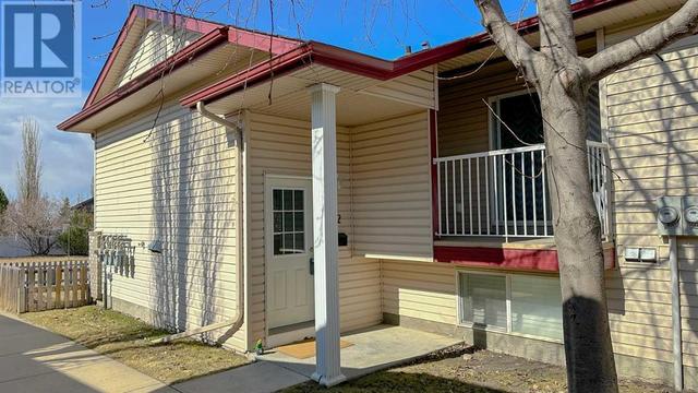 52, - 103 Addington Drive, House attached with 2 bedrooms, 1 bathrooms and 2 parking in Red Deer AB | Image 6