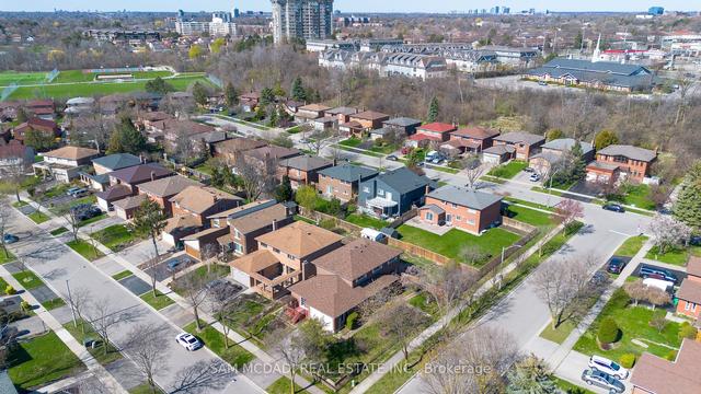 2574 Morrison Ave, House detached with 4 bedrooms, 3 bathrooms and 4 parking in Mississauga ON | Image 35