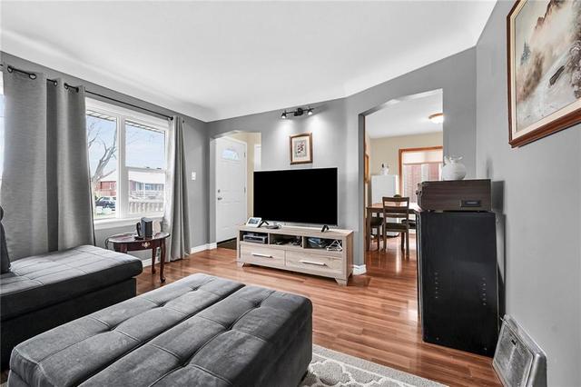 352 East 28th Street, House detached with 3 bedrooms, 2 bathrooms and 5 parking in Hamilton ON | Image 14