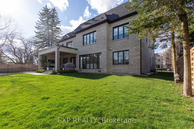 125 Clearview Hts, House detached with 5 bedrooms, 7 bathrooms and 7 parking in King ON | Image 32
